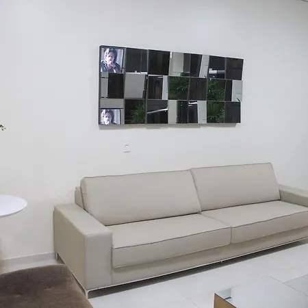 Hotel Executive-2