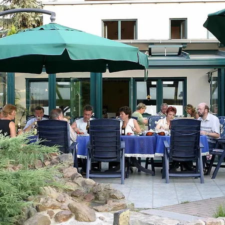 Pension zum Yachthafen-2