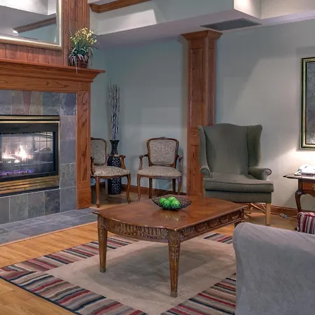 Country Inn & Suites By Radisson, Forest Lake, Mn-3