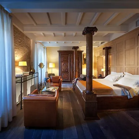 Relais&Chateaux Palazzo Seneca-3