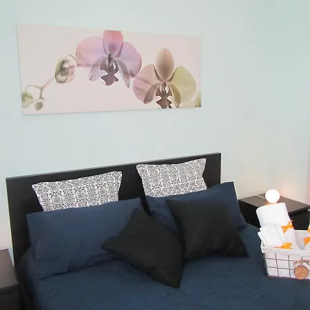 B&B Il Giardino In Città - Parcheggio Privato Gratuito-2