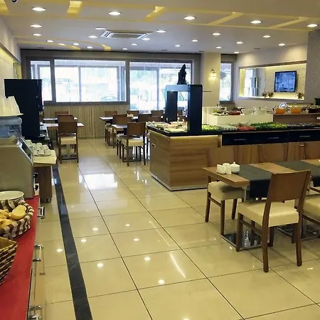 Hotel Helen Park-2