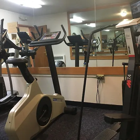 Ramada By Wyndham Portland Airport-3