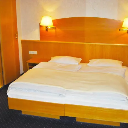 Hotel Gasthof Kreuz-2