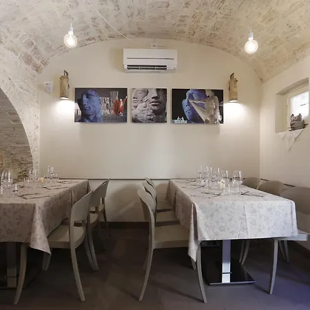 Il Maramaldo Bed&Breakfast-Restaurant-3