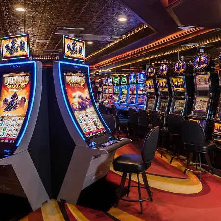 Skyline Hotel And Casino-2