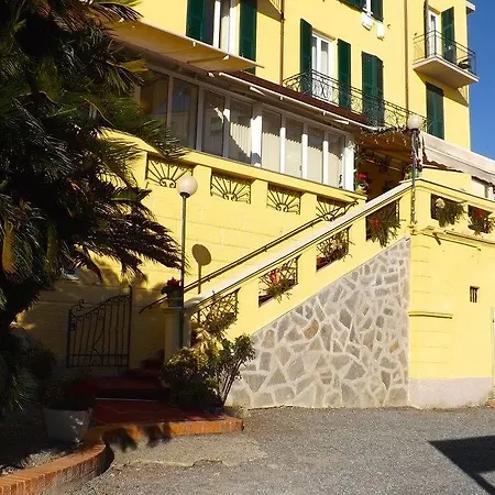 Hotel Azzurro-3
