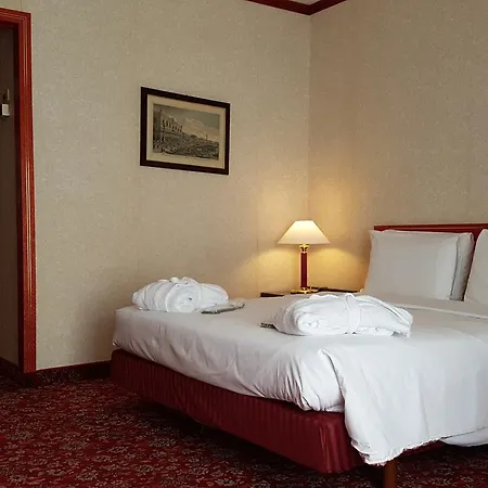 Russott Hotel-2