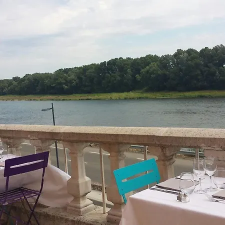 Logis Hotel Le Prieure-2
