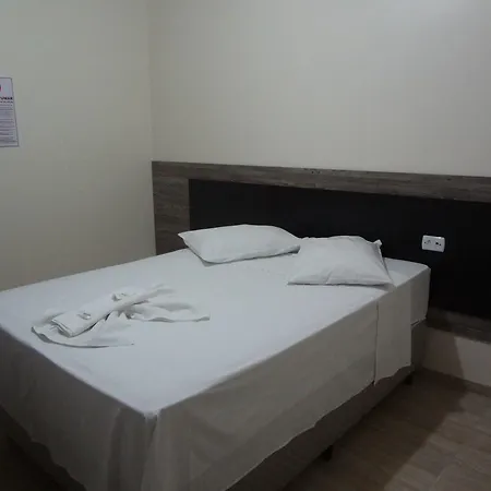 Golden Hotel-3
