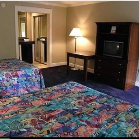 Magnolia Beach Inn - Fairhope-3
