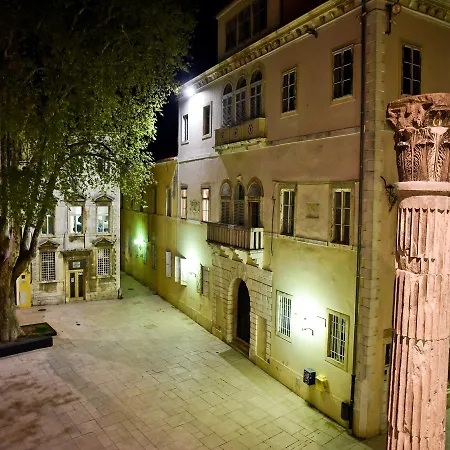 Luxury Room Colonna 4*, Center-3