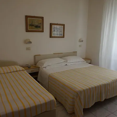Hotel Aurora-2