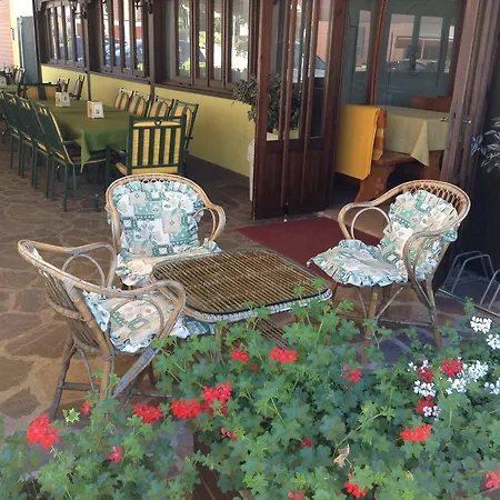 Hotel Helvetia-3