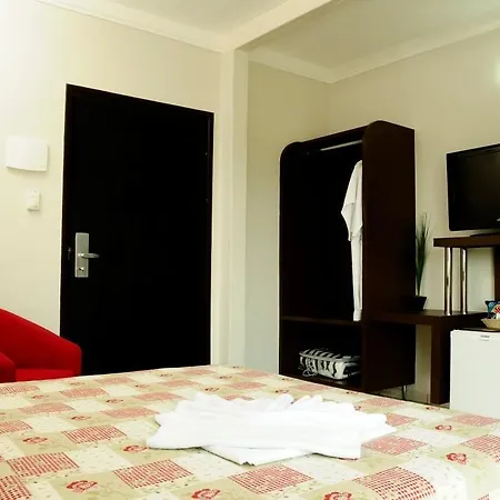 Garden Hotel-2