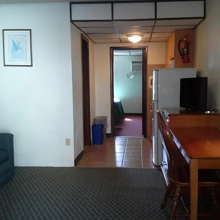 Sunflower Motel-2