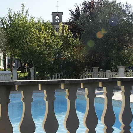 Hotel Carmel-3