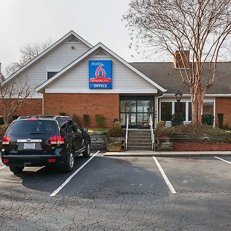Studio 6 Extended Stay - Greensboro, Nc-2
