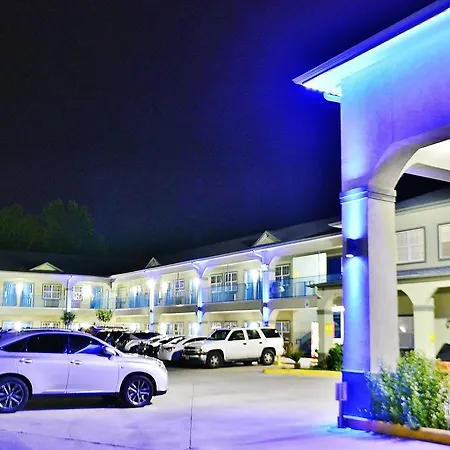 Scottish Inn And Suites Alvin-2