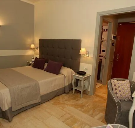 Hotel La Colonnina-3