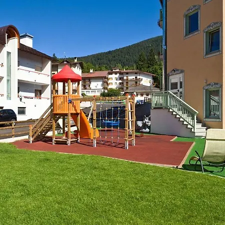 Hotel Abete Bianco-3