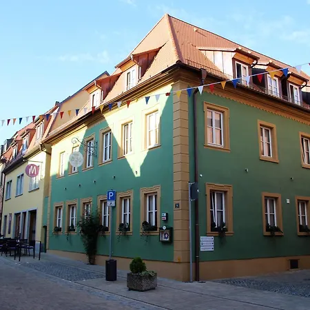 Belle Vue - Das Hotel...-2
