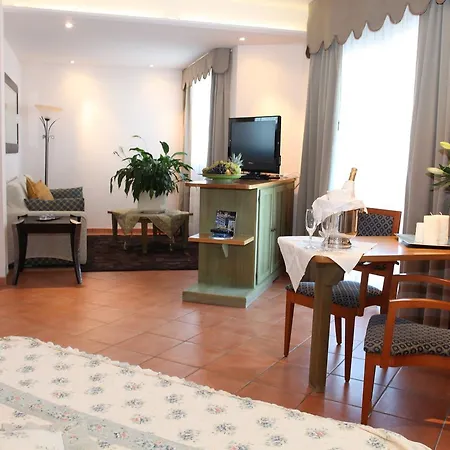 Hotel Plaza-2