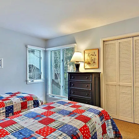 4585 Parkside Villa-2