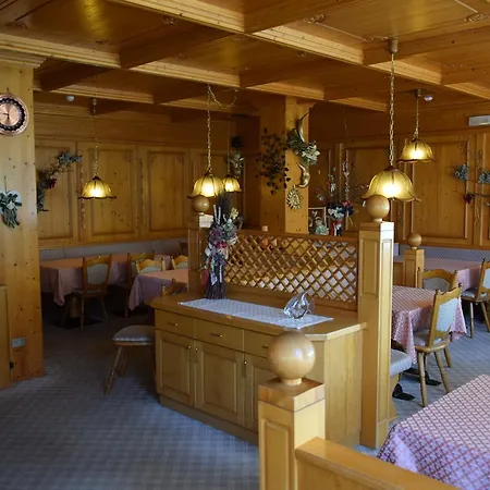 Hotel Alpenrose-3