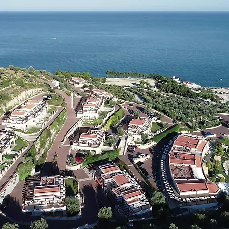 Holiday Lodge Al Porto-3