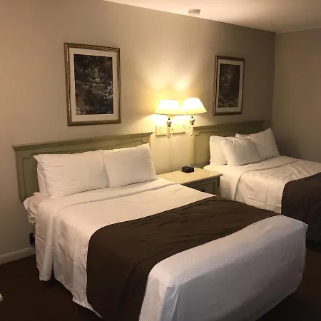 The Hometown Inn-3