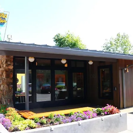 Timbers Inn-3