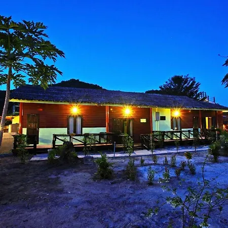 PP Red Tuna Hut-3