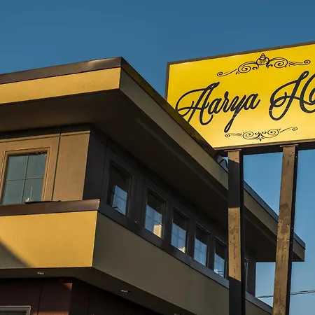 Aarya Hotel By Niagara Fashion Outlets-3