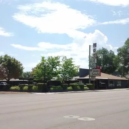 Adobe Sands Motel-3