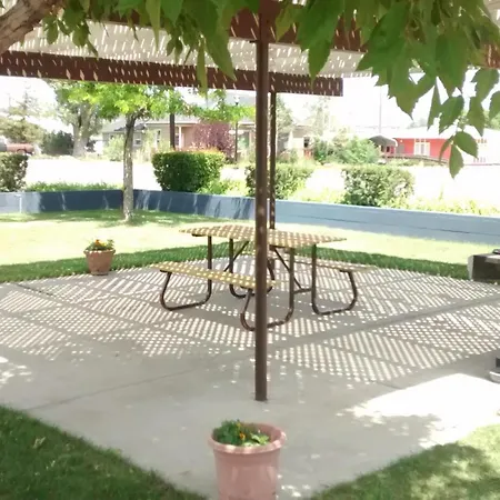 Adobe Sands Motel-2