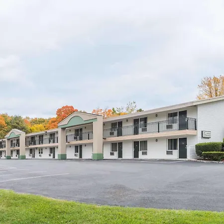 Days Inn By Wyndham Lenox Ma-3