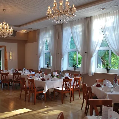Parkhotel Altes Kaffeehaus-3