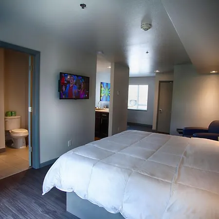 Z Loft Extended Stay Hotel-2
