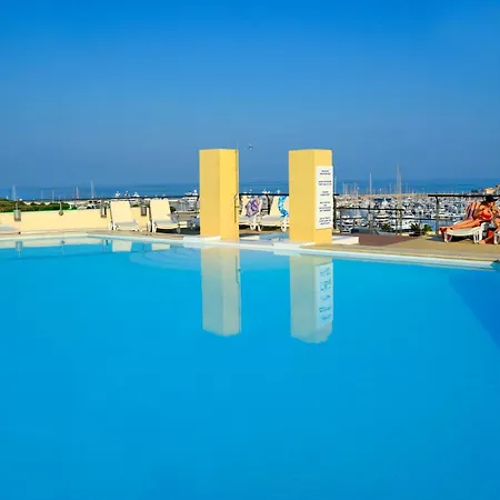 Residence Residéal Antibes-2