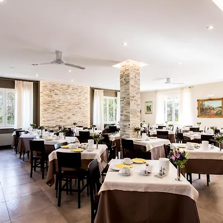 Hotel Sorriso-3
