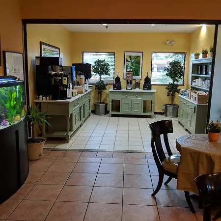 Vista Inn Lake Tarpon-2