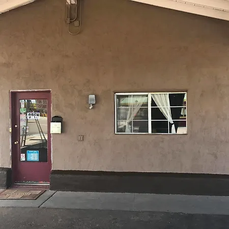 Americas Best Value Inn Holbrook-3