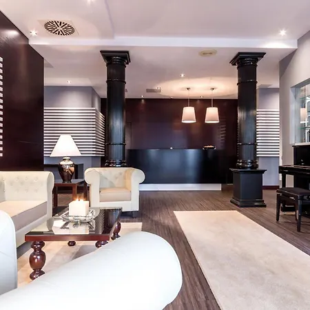 Hotel Am Blauen Wunder-3