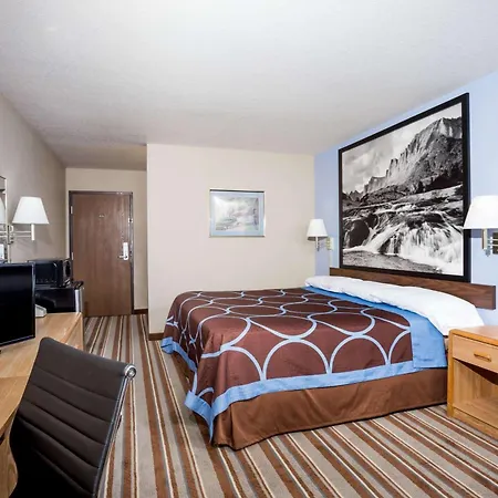 Grizzly Inn-2