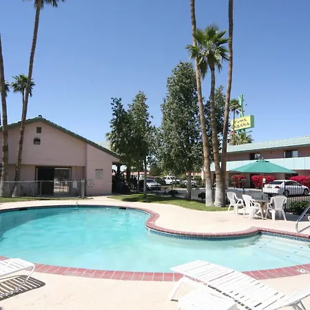 Econo Lodge Inn & Suites Yuma I-8-3