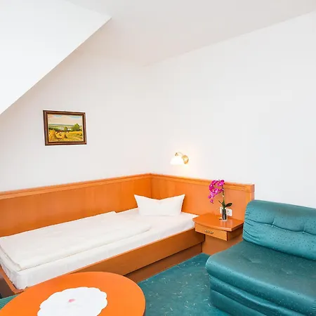 Hotel Stadt Waren-2