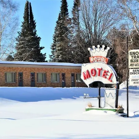 Royal Motel-3