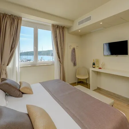 Hotel Villa Garuti-3