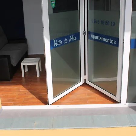 Apartamentos Turisticos Vistademar-2